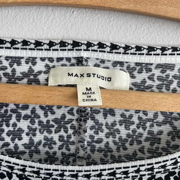 Max Studio Top - Picture 2 of 10